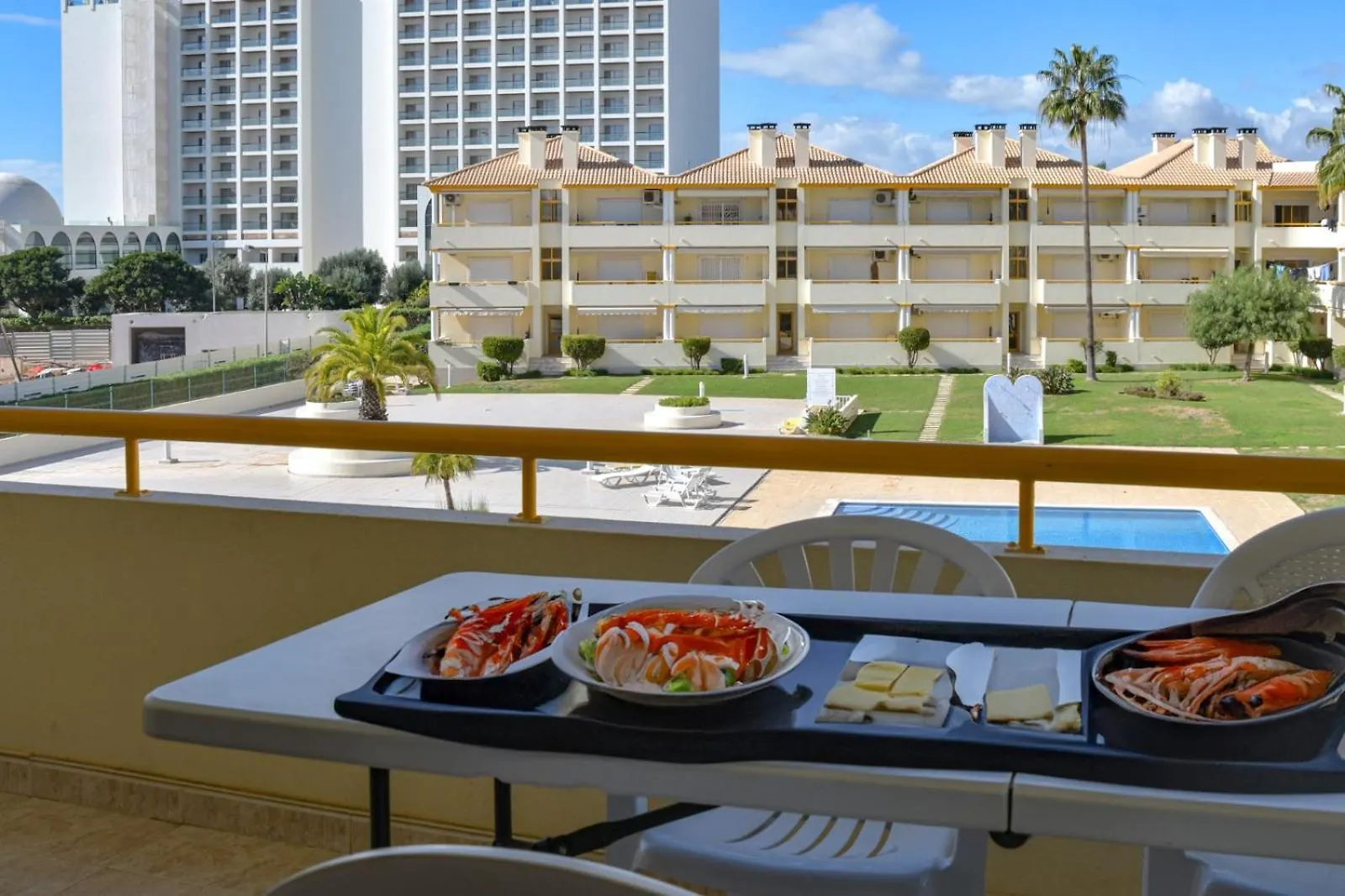 Vila Atlantida - Vilamoura-Quarteira Holiday Home - Beach At 250 Mts